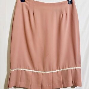 Chic Pink Pleated Pencil Skirt for Resort Wear
